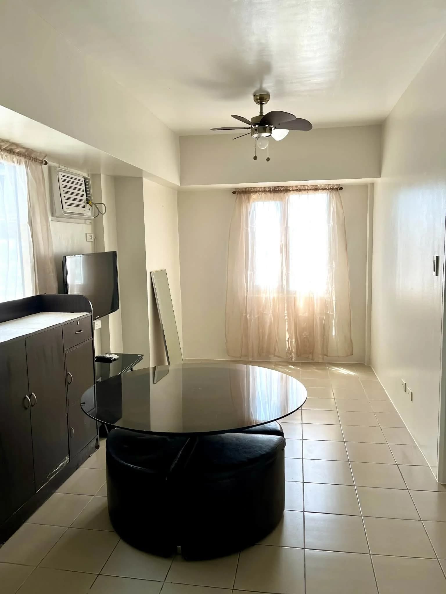 Avida Towers San Lorenzo | 1BR 35sqm Condo for Sale in Makati City