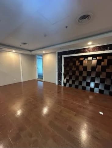 Pbcom Tower | 1343sqm Office Space for Rent in Makati City