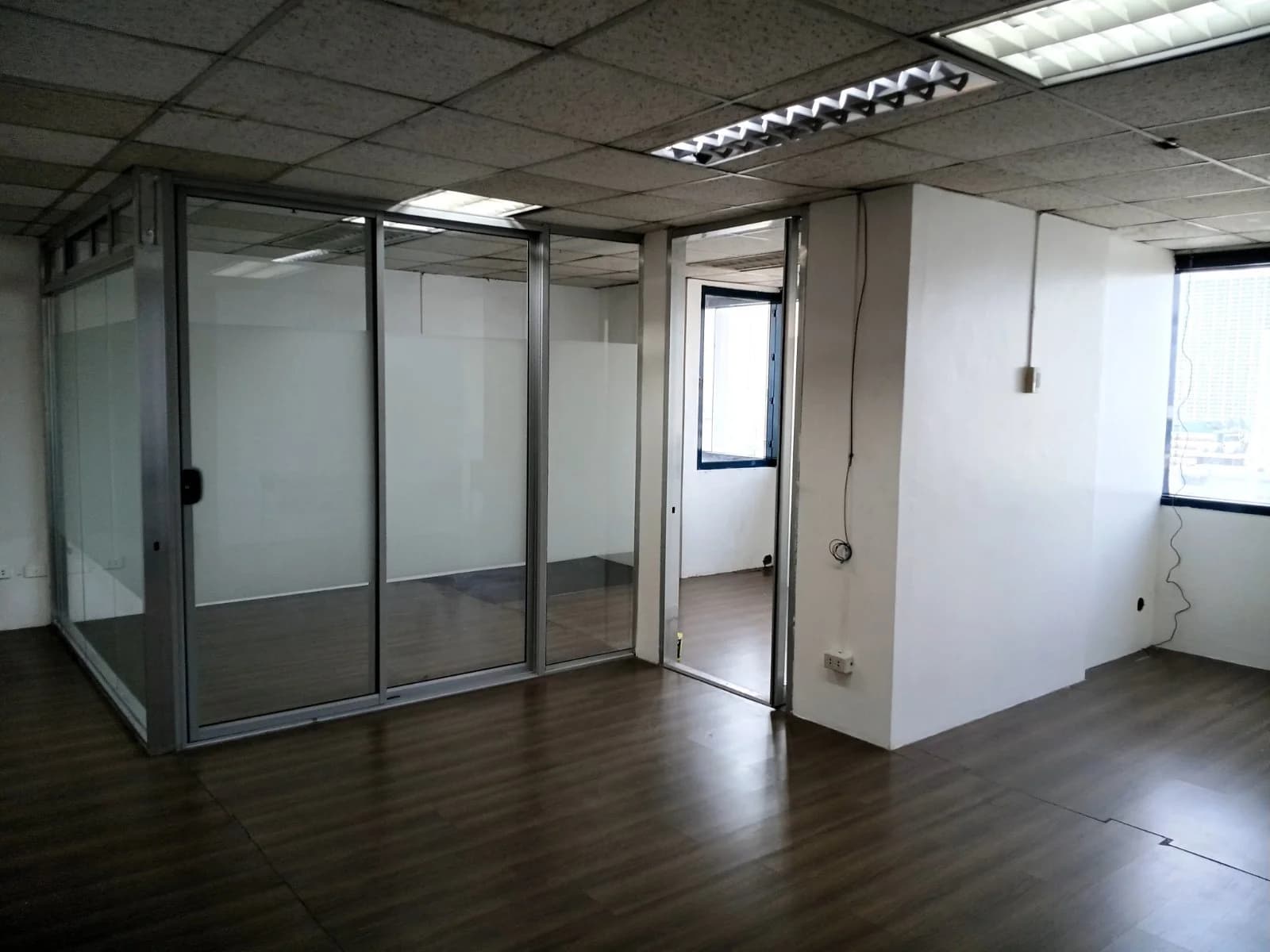West Trade Center | 72sqm Office Space for Rent in Quezon City
