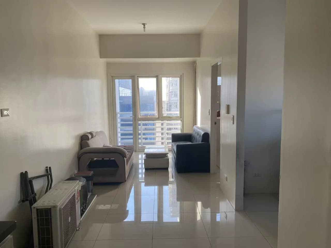 100 West | 1BR 42sqm Condo for Sale in Makati City