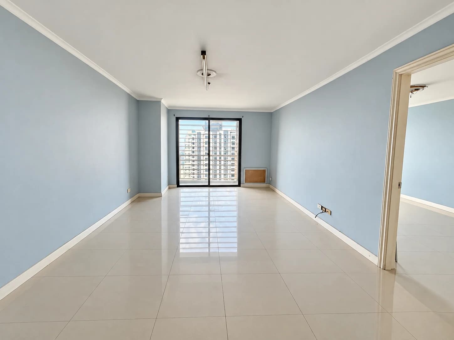 West Of Ayala Condominium | 3BR 119sqm Condo for Sale in Makati City