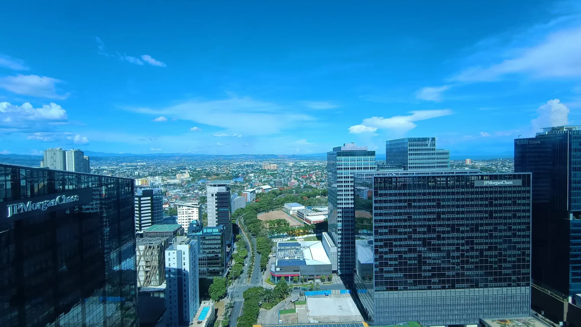 Uptown Parksuites | 1BR 65sqm Condo for Sale in Taguig City - Bgc