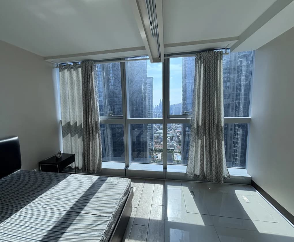 Uptown Parksuites | 1BR 37sqm Condo for Sale in Taguig City - Uptown Bonifacio
