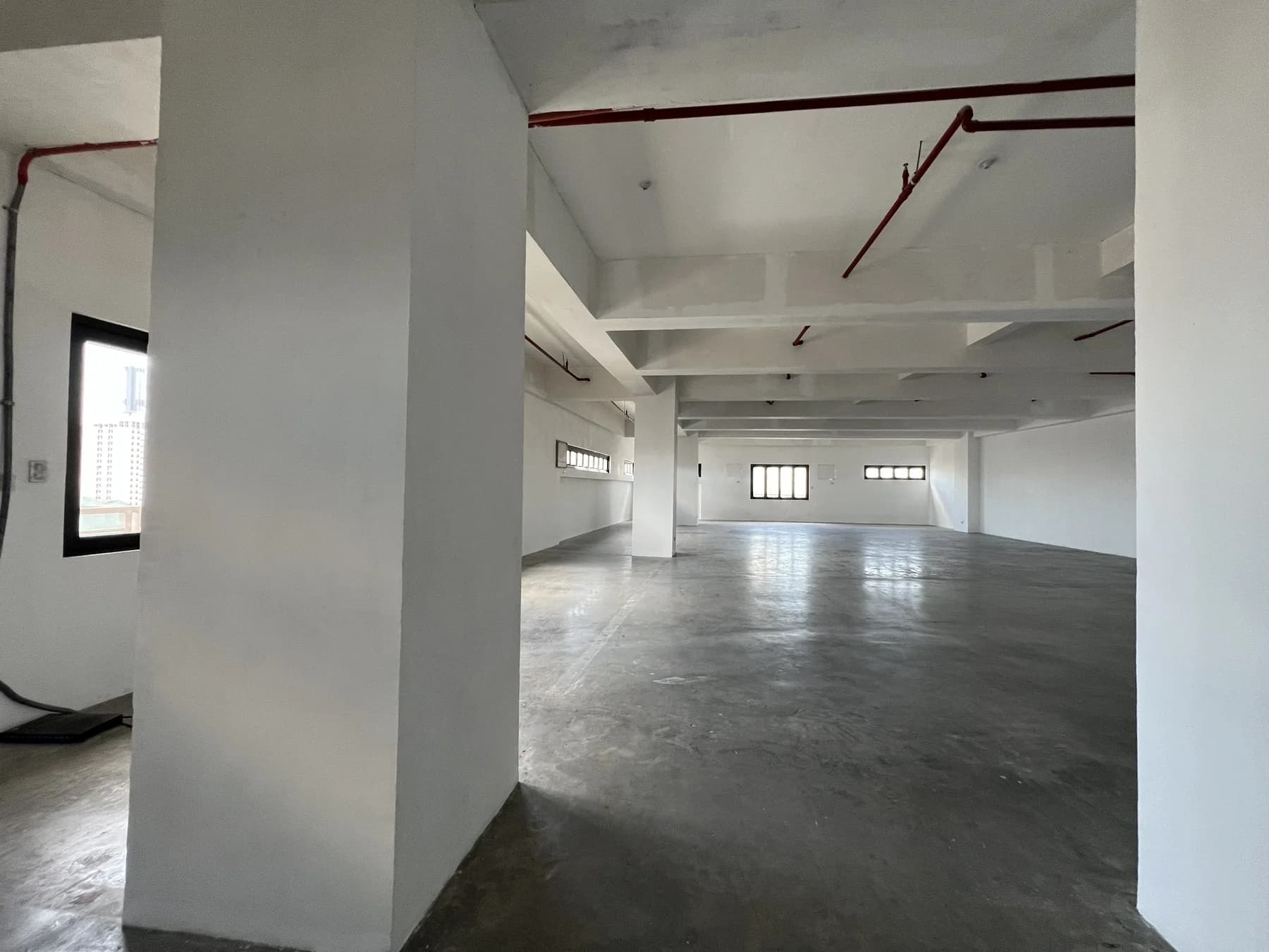 Fu Hong Warehouse | 298sqm Warehouse for Rent in City Of Manila