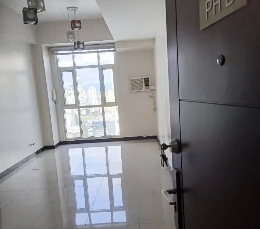 Axis Residences | 2BR 72sqm Condo for Sale in Mandaluyong City
