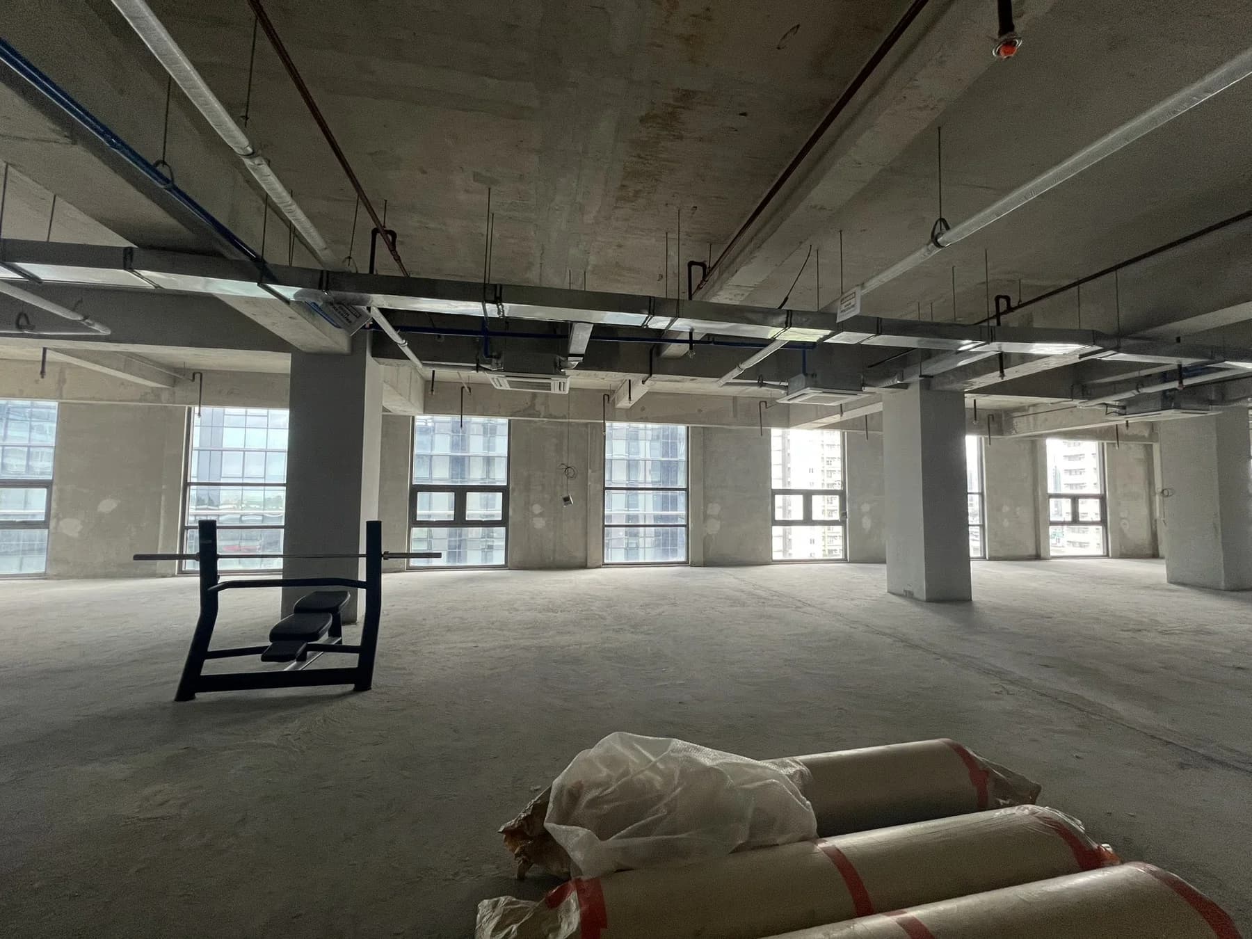 Sennett Corporate Center | 123sqm Office Space for Rent in Taguig City - Bgc