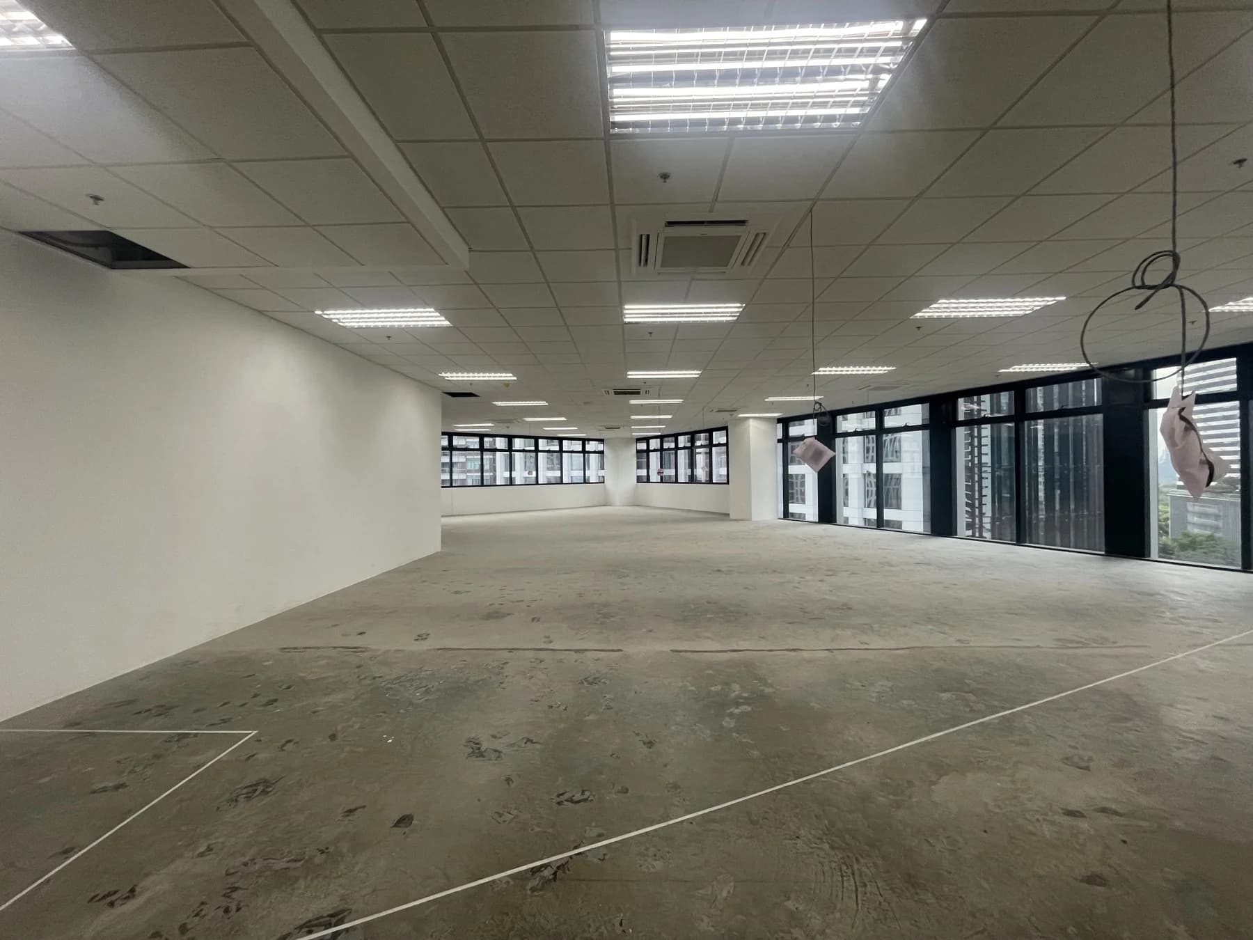 Mj Fort | 267sqm Office Space for Rent in Taguig City - Bgc