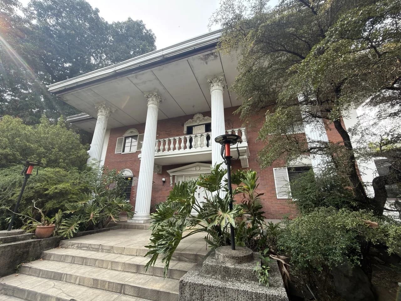Damar Village | 5BR House & Lot for Sale in Quezon City