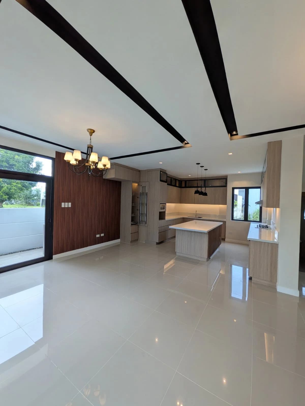 Greenwoods Executive Village | 6BR 280sqm House & Lot for Sale in Rizal