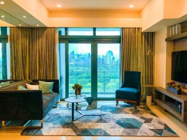 8 Forbestown Road Condominium | 2BR 98sqm Condo for Rent in Taguig City - Bgc