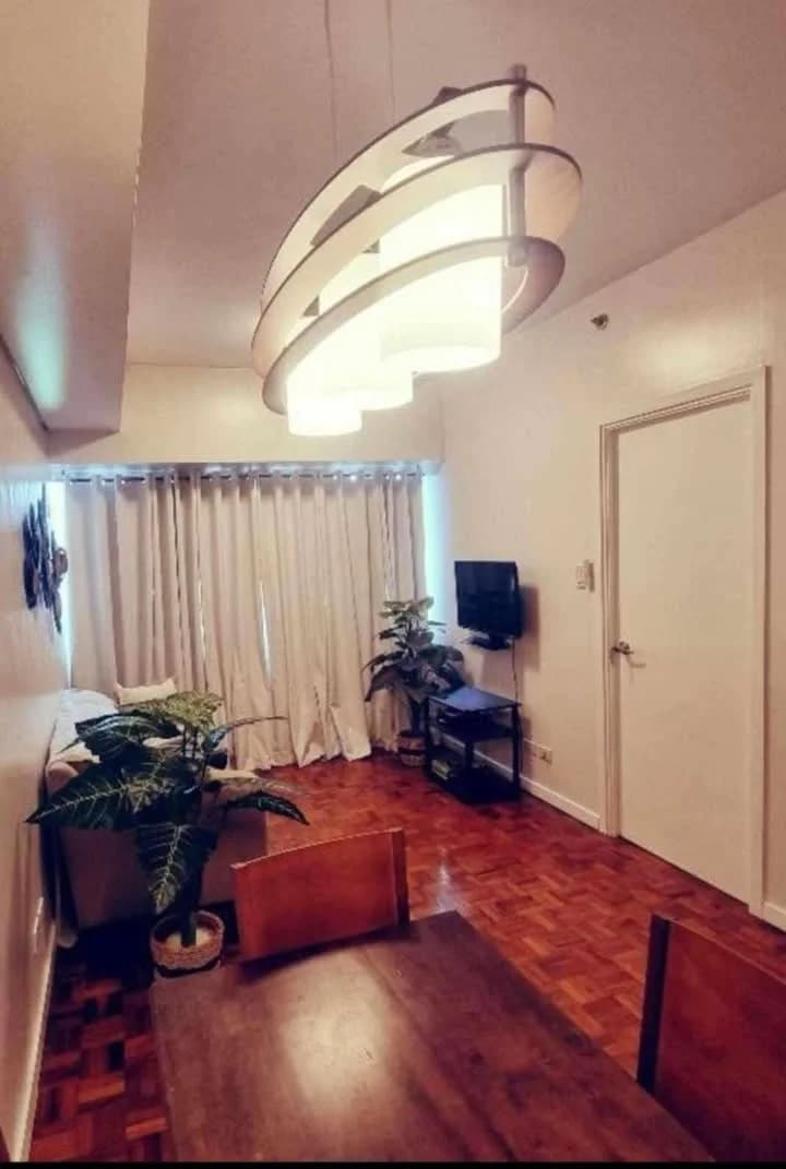 Fifth Avenue Place | 1BR 37sqm Condo for Sale in Taguig City - Bgc
