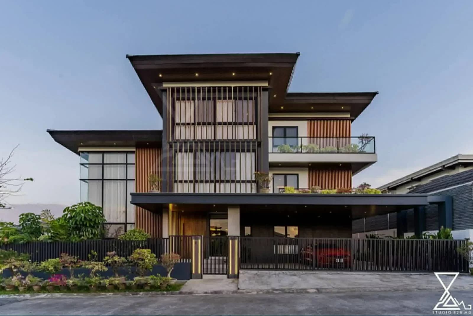 Phuket Mansions - Cavite | 8BR 818sqm House & Lot for Sale in Cavite