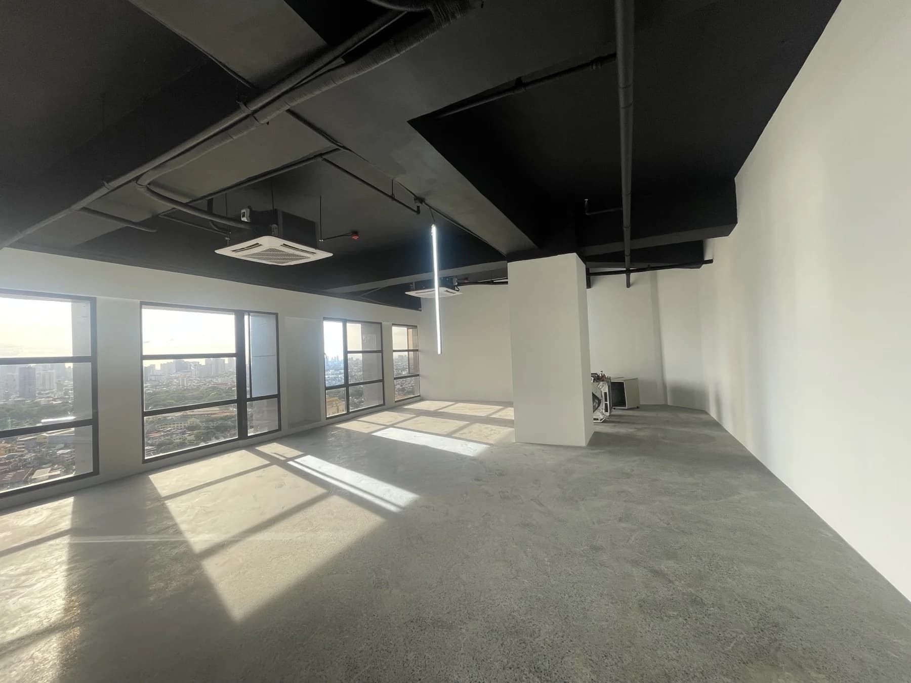 Sun Plaza Bldg. | 105sqm Office Space for Rent in Mandaluyong City