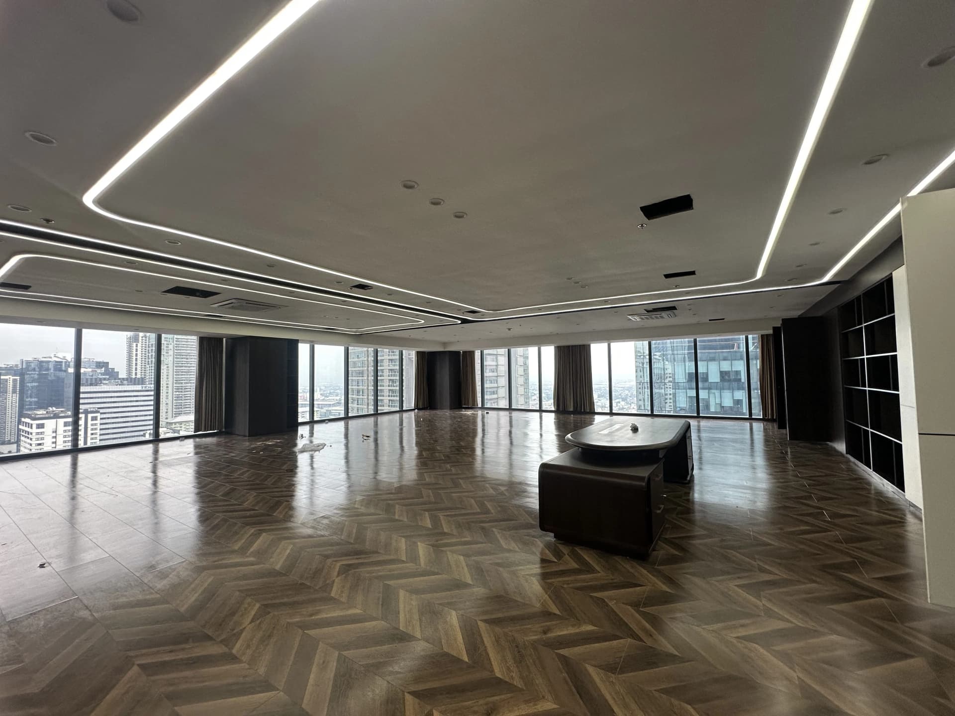 High Street South Corporate Plaza | 738sqm Office Space for Rent in Taguig City - Bgc