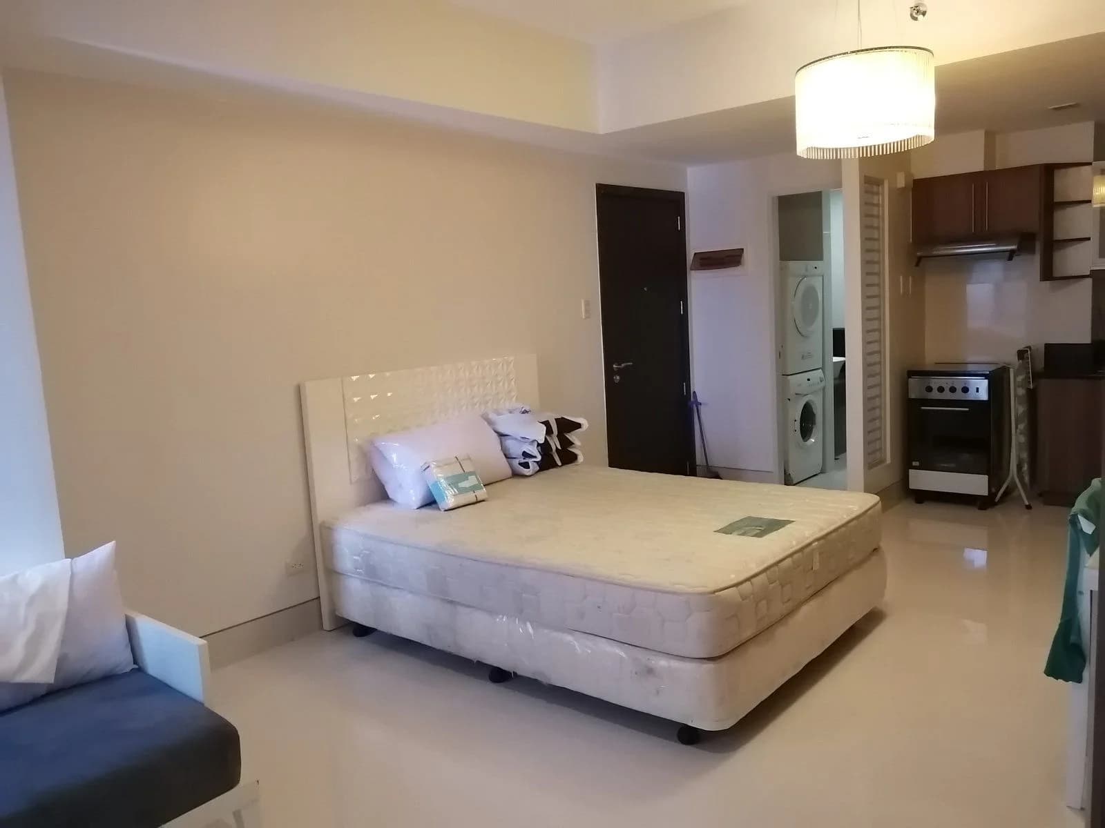 Greenbelt Excelsior | Studio 38sqm Condo for Sale in Makati City