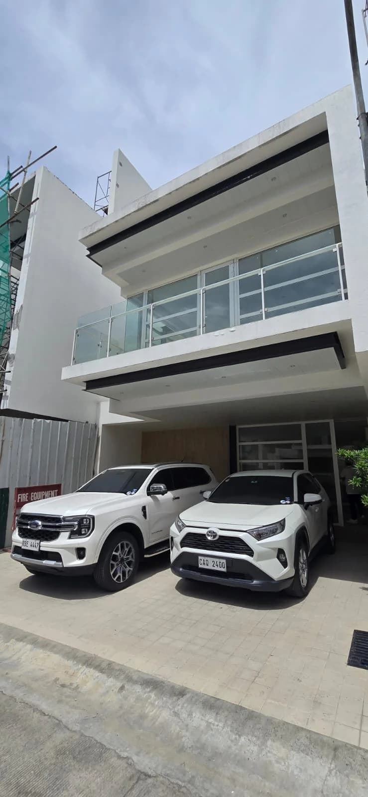 M Residences | 3BR 299sqm Townhouse for Sale in Quezon City