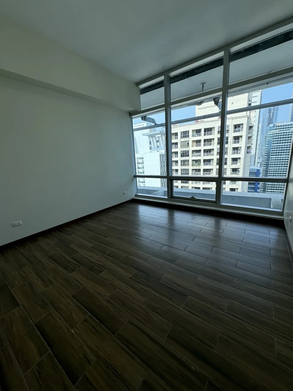 The Stratosphere | 2BR 131sqm Condo for Sale in Makati City