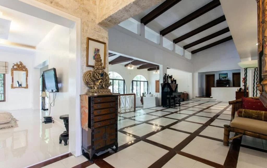 Ayala Alabang | 7BR 500sqm House & Lot for Sale in Muntinlupa City