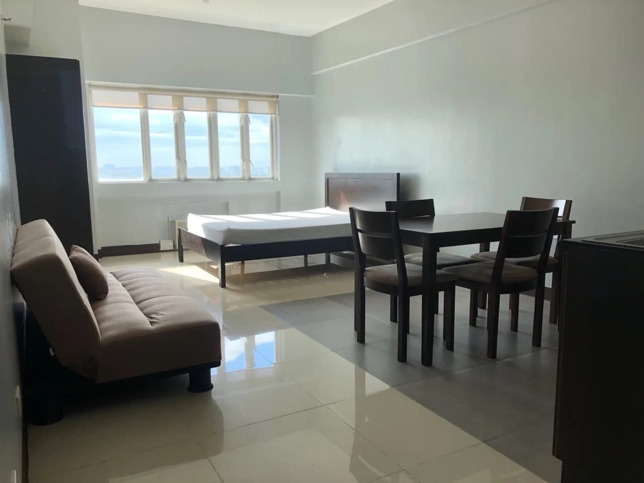 Stamford Residences | Studio 32sqm Condo for Sale in Taguig City - Mckinley