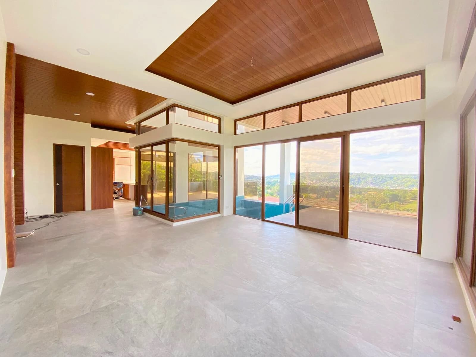 Sun Valley | 4BR 535sqm House & Lot for Sale in Rizal