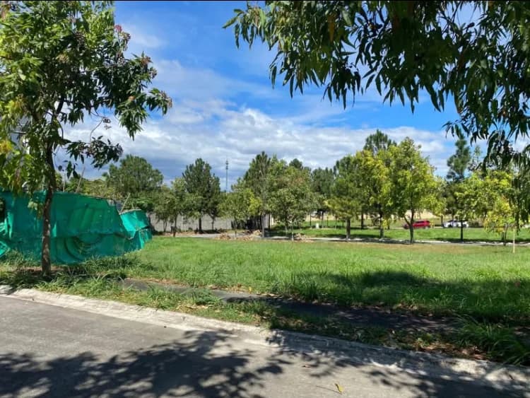 Portofino Heights | Lot for Sale in Las Piñas City