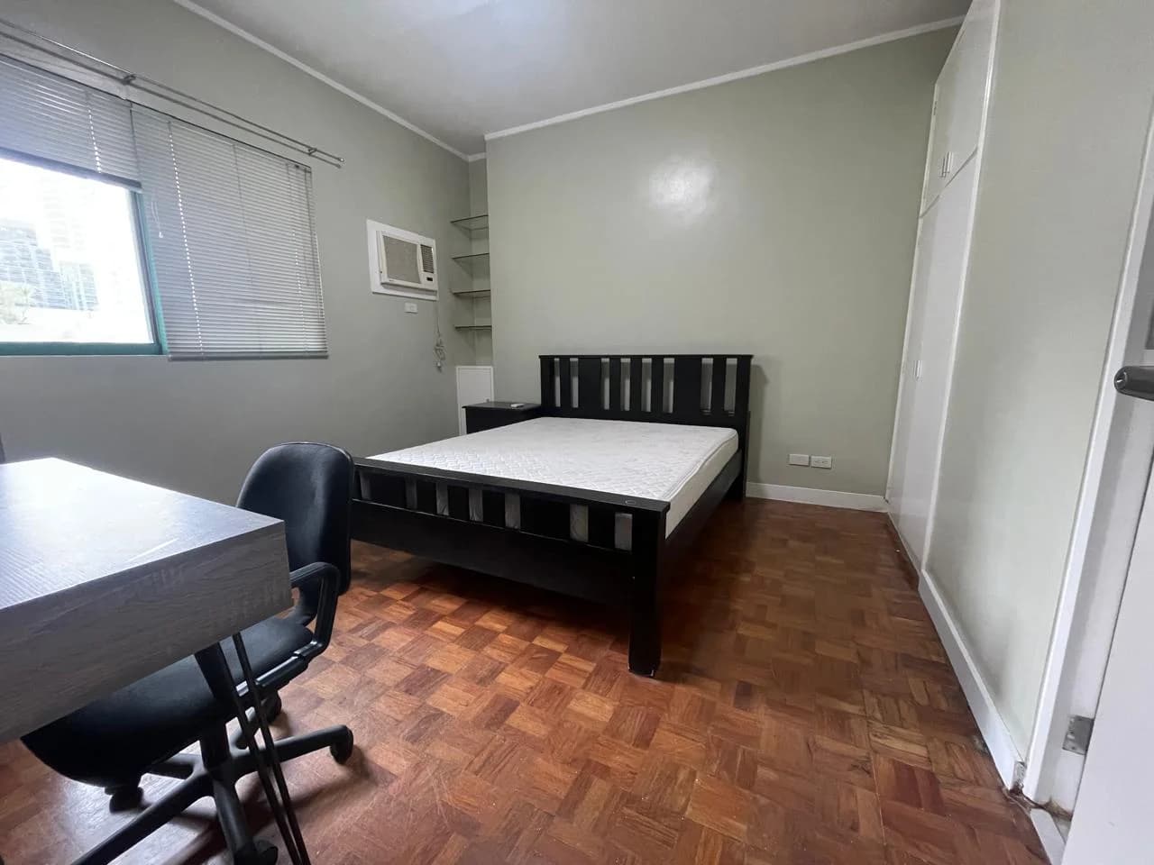 Alpha Salcedo Condominium | 1BR 61sqm Condo for Sale in Makati City - Salcedo Village