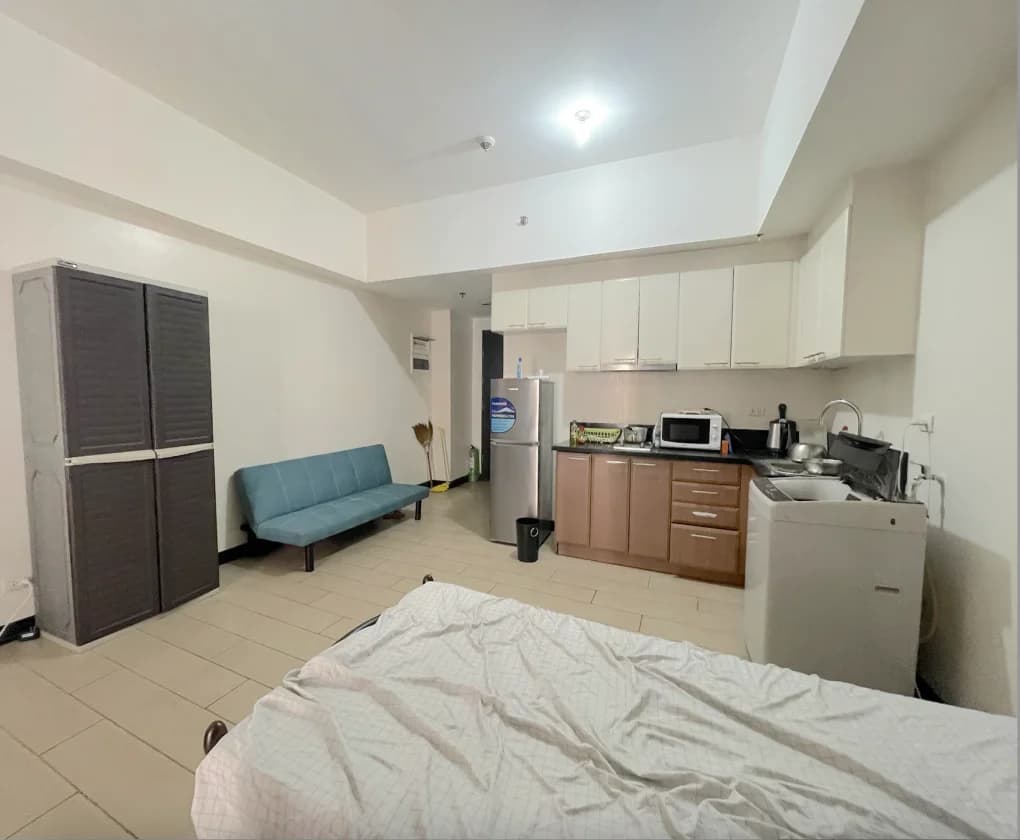 Venice Luxury Residences | Studio 40sqm Condo for Sale in Taguig City - Mckinley