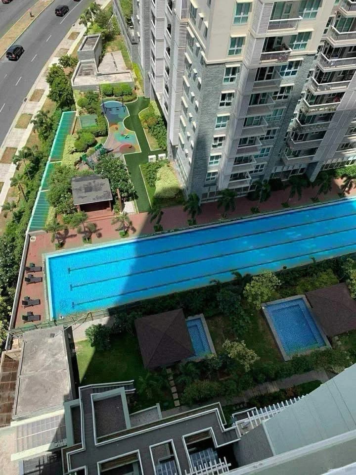 Two Serendra | Studio 41sqm Condo for Sale in Taguig City - Bgc