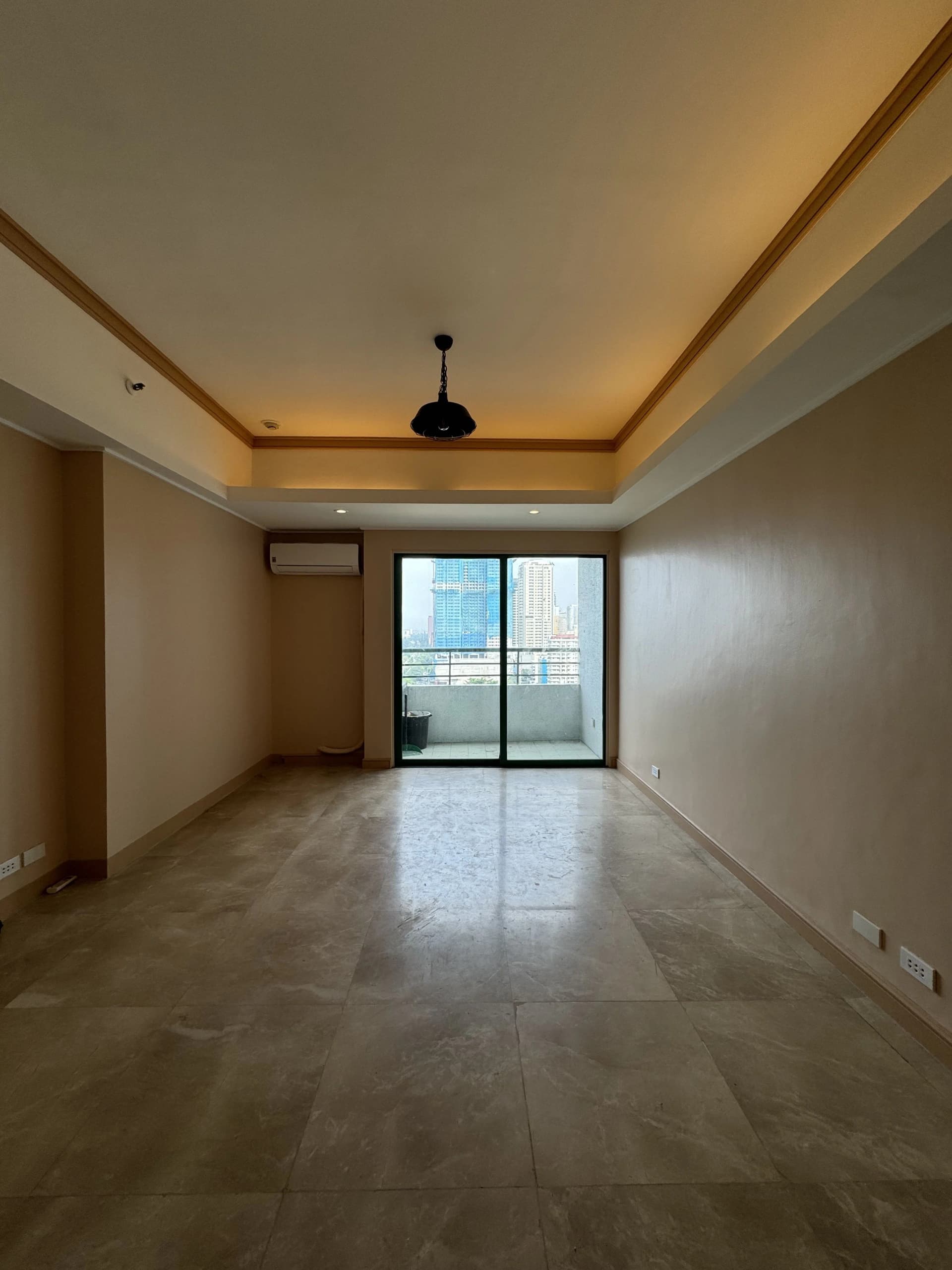 Ocean Tower - Roxas Blvd Ermita | 1BR 75sqm Condo for Sale in City Of Manila