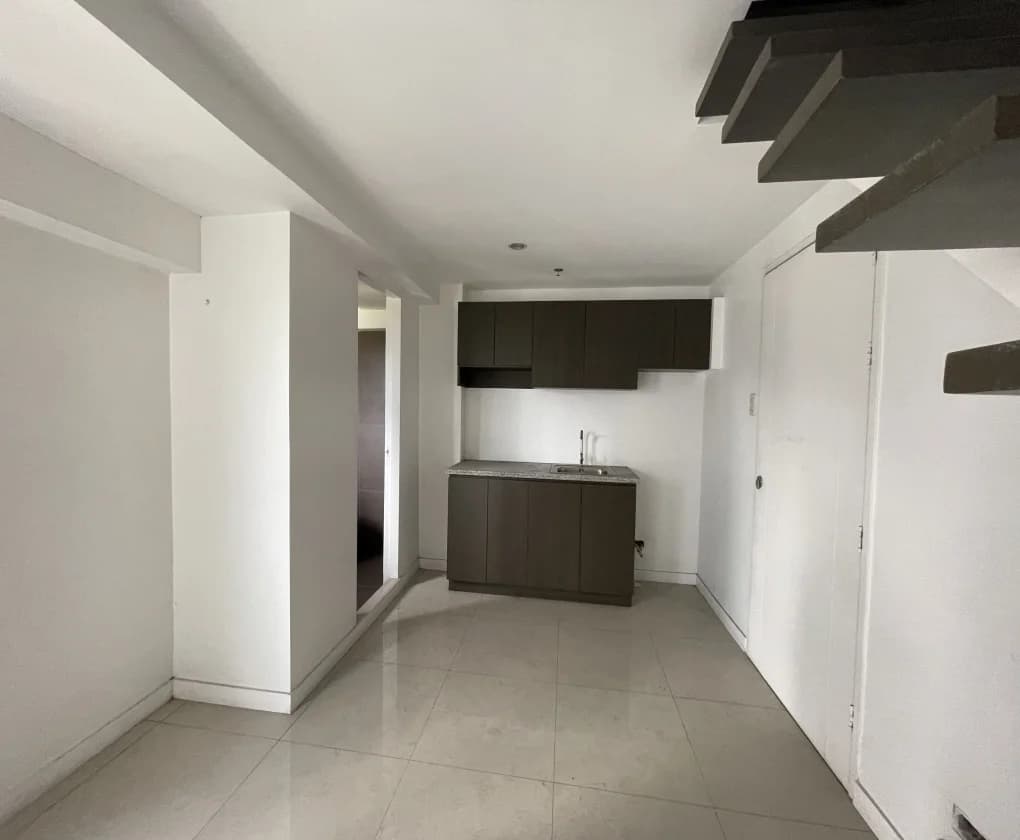 Fort Victoria | 2BR 43sqm Condo for Sale in Taguig City - Bgc