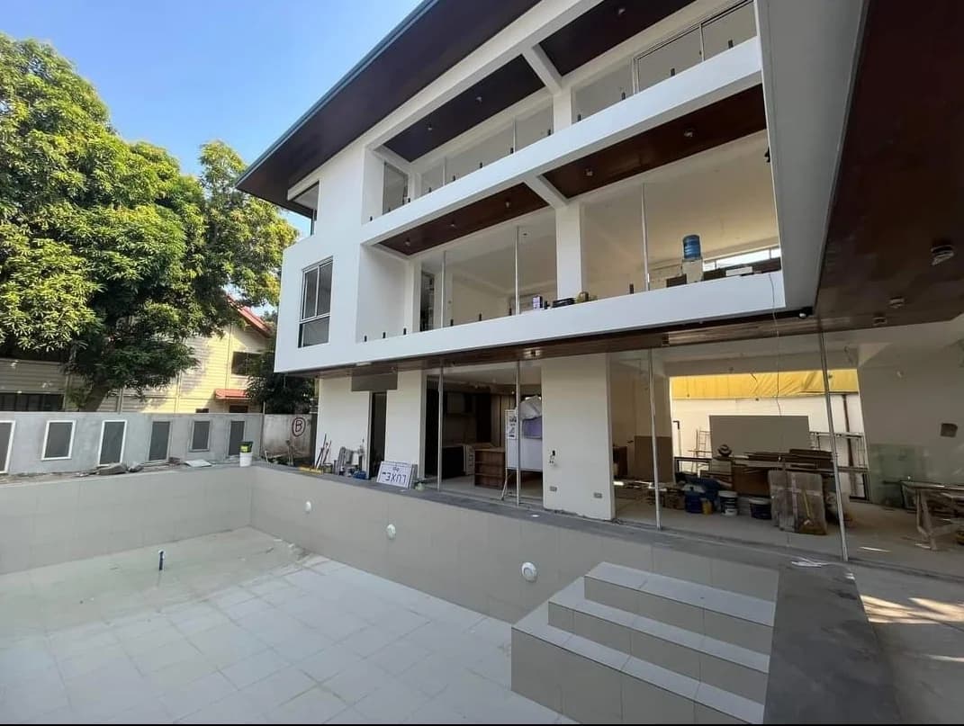 Hillsborough | 5BR 700sqm House & Lot for Sale in Muntinlupa City
