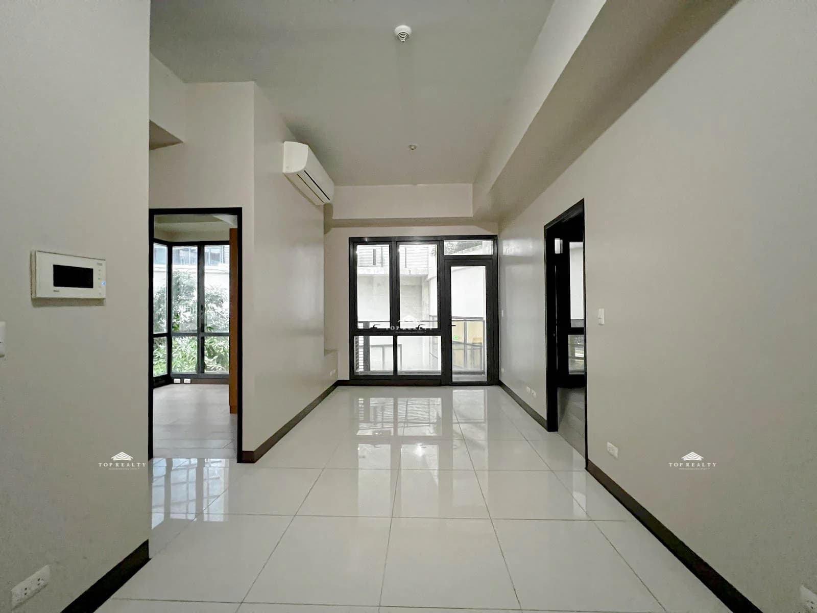 The Florence | 2BR 61sqm Condo for Sale in Taguig City - Mckinley