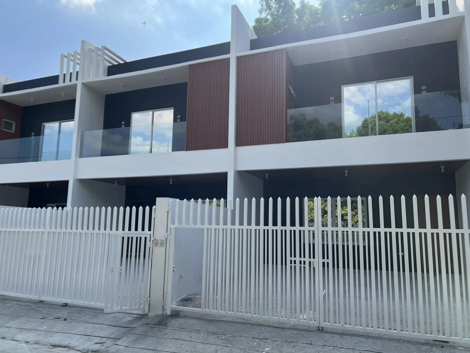 Bankers Village 3 | 3BR 170sqm Townhouse for Sale in Rizal
