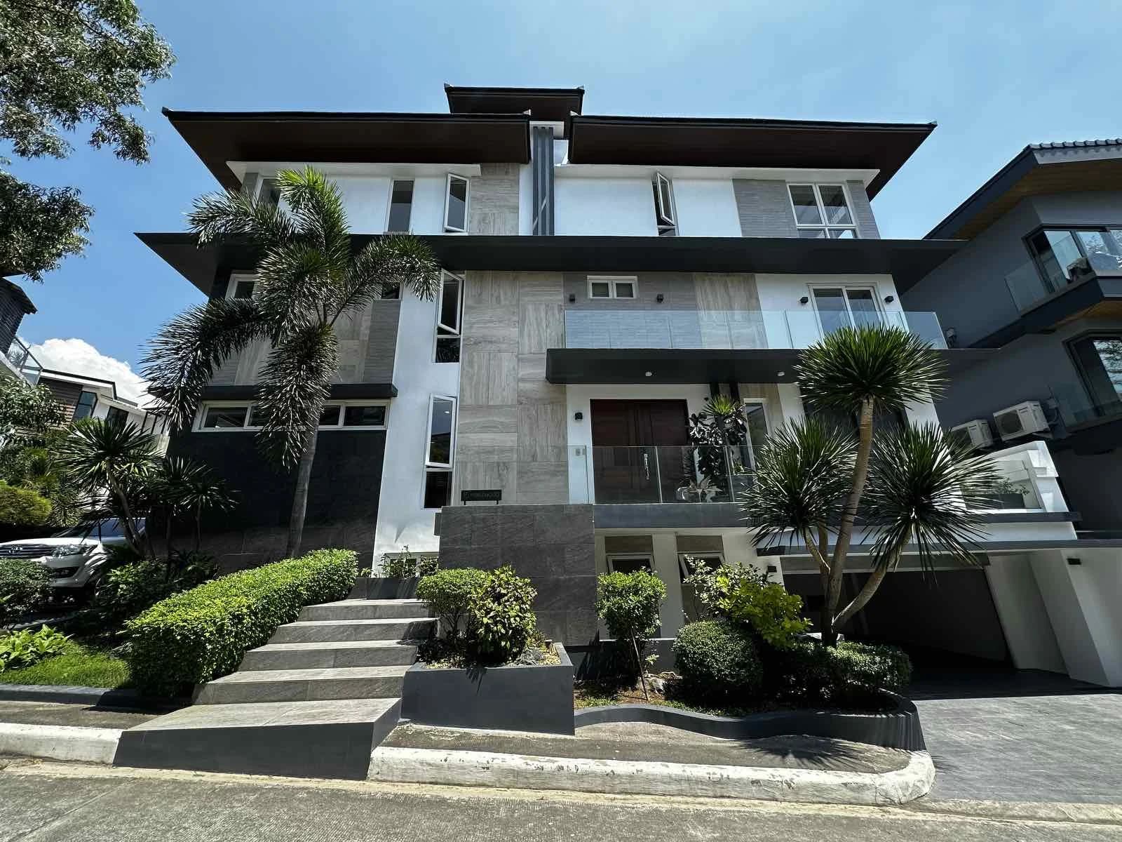 Mckinley Hill Village | 6BR 650sqm House & Lot for Sale in Taguig City - Mckinley
