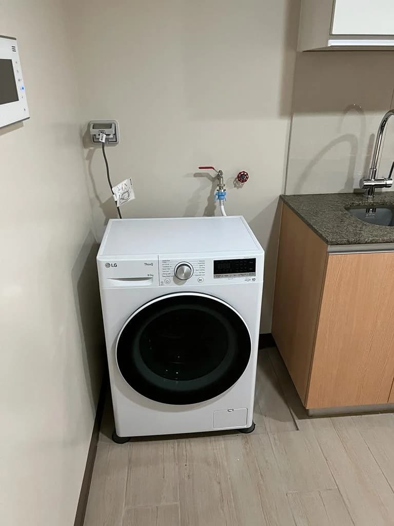 San Antonio Residences | Studio Condo for Sale in Makati City