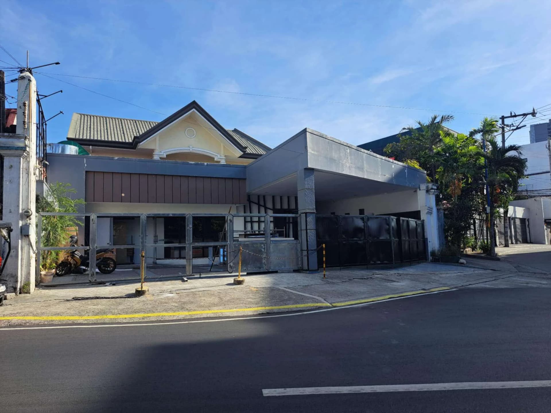 No.47 San Rafael St. Corner Buenconsejo St. Brgy Plainview Mandaluyong City - House For Sale | 9BR 640sqm House & Lot for Sale in Mandaluyong City
