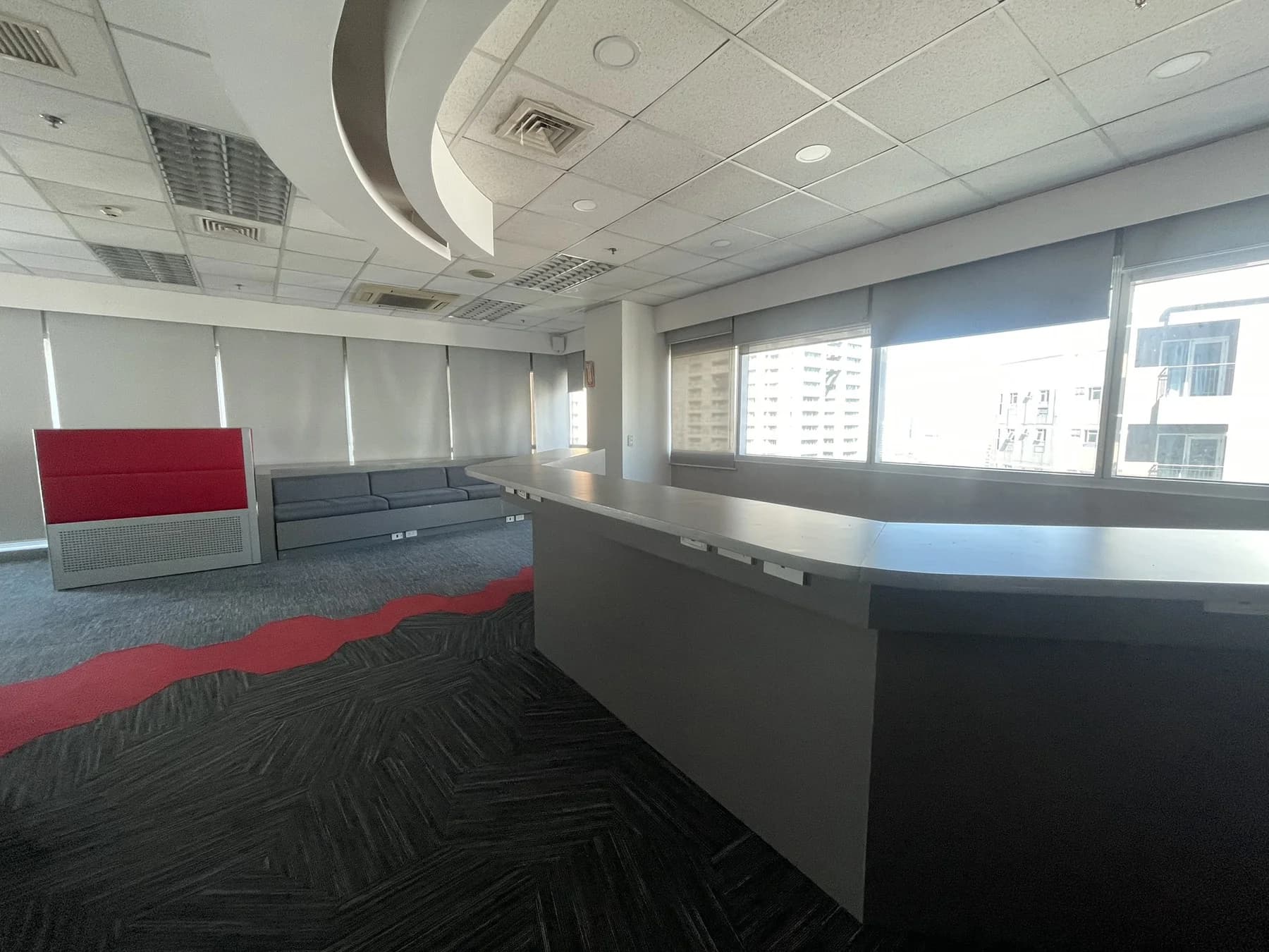 Robinsons Cybergate Center 2 | 2010sqm Office Space for Rent in Mandaluyong City