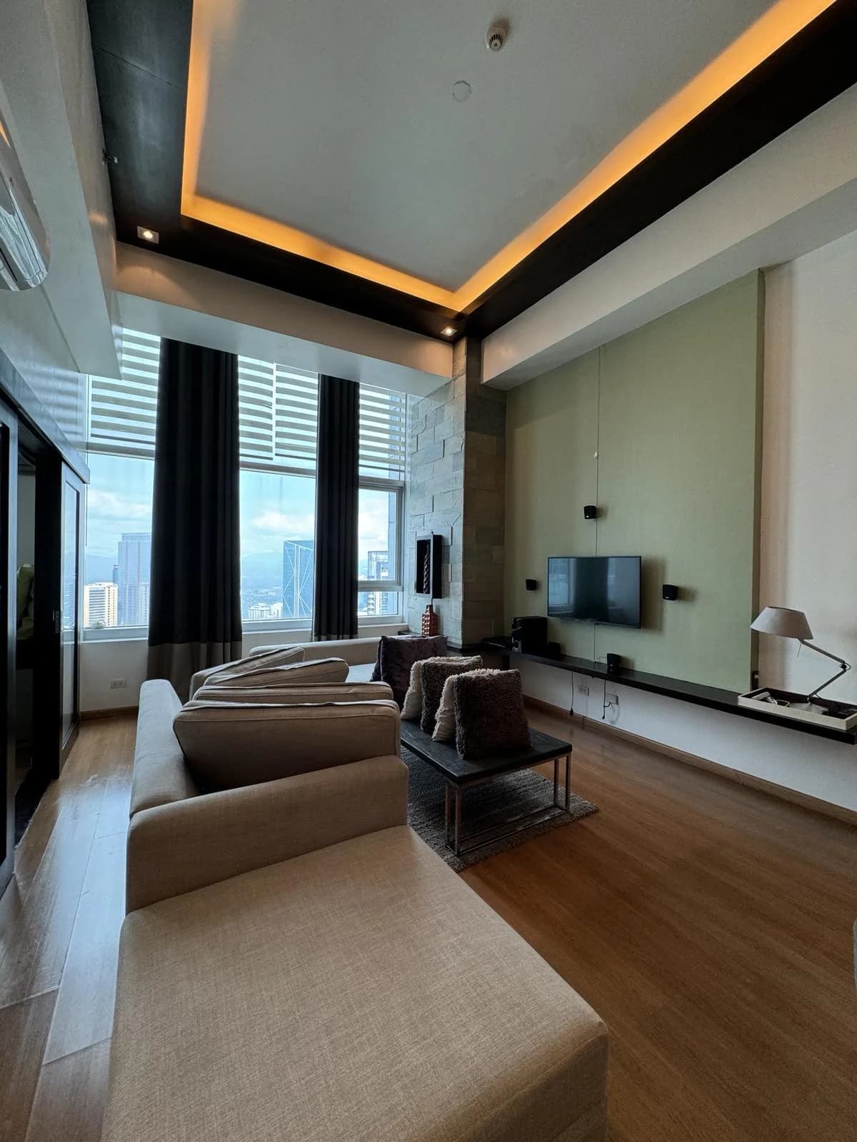 St Francis Shangrila | 2BR 92sqm Condo for Sale in Mandaluyong City