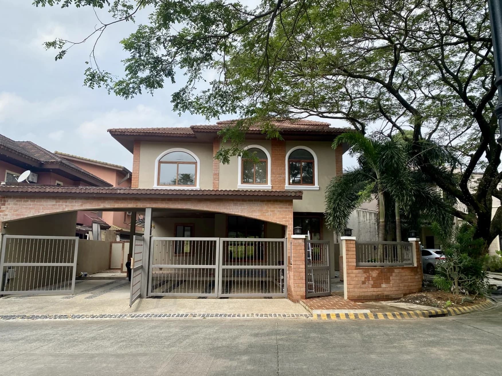 Portofino Heights | 6BR 525sqm House & Lot for Sale in Las Piñas City