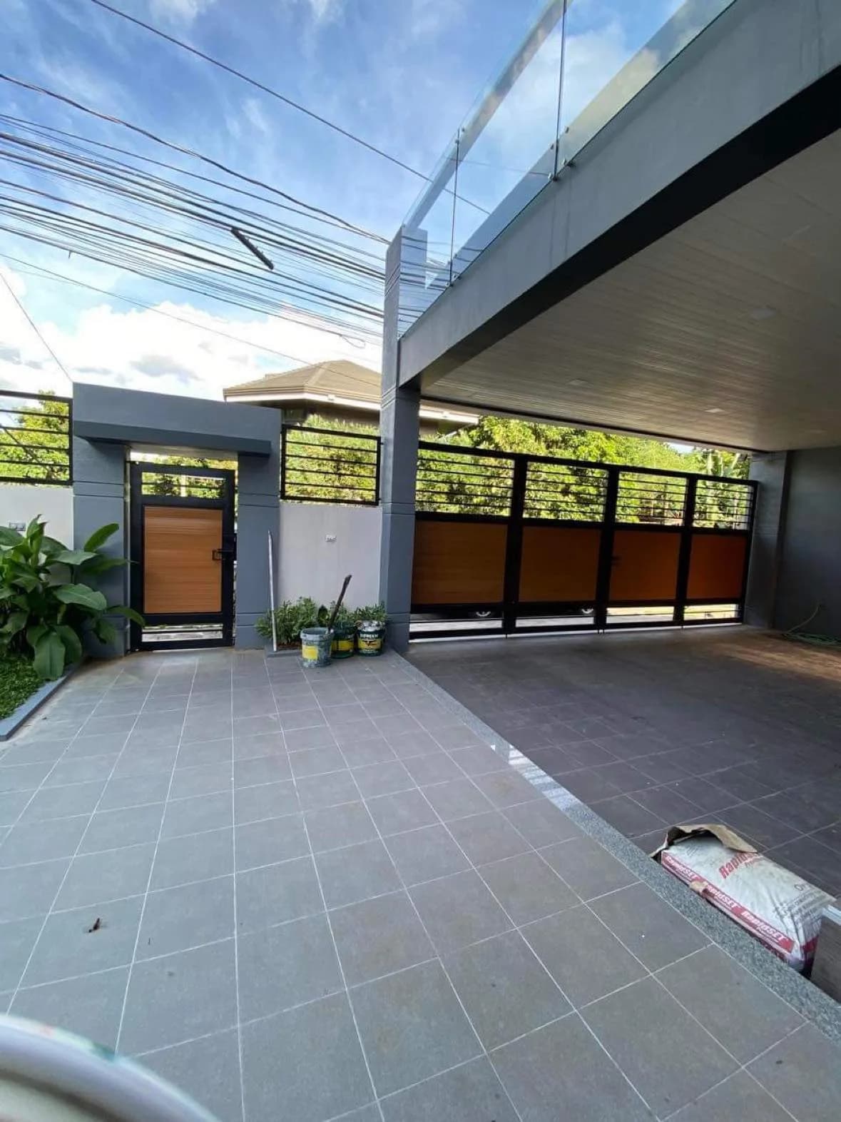 Doña Carmen Heights Subdivison - Quezon City | 6BR 600sqm House & Lot for Sale in Quezon City