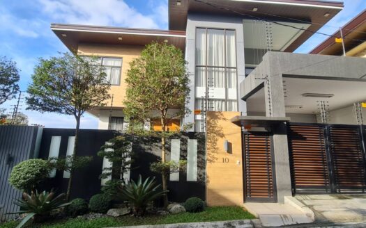 Spacious Fully-Furnished 4-Bedroom House in Filinvest Heights, Quezon City | 400sqm Lot | ₱38M