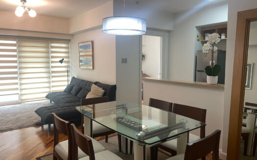 Chic 1-Bedroom Condo at THE MANANSALA, Rockwell Makati