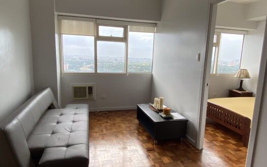 Fifth Avenue 1BR Condo For Sale in BGC Taguig | Forbes Park View | ₱7.4M Fully Furnished
