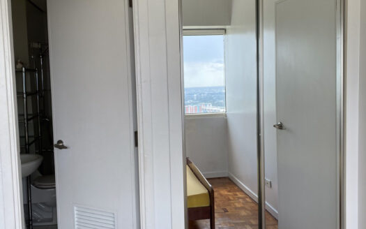Fifth Avenue 1BR Condo For Sale in BGC Taguig | Forbes Park View | ₱7.4M Fully Furnished