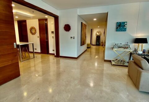 TWO ROXAS TRIANGLE 3BR Luxury Condo for Sale | 304 sqm | Makati | ₱175M